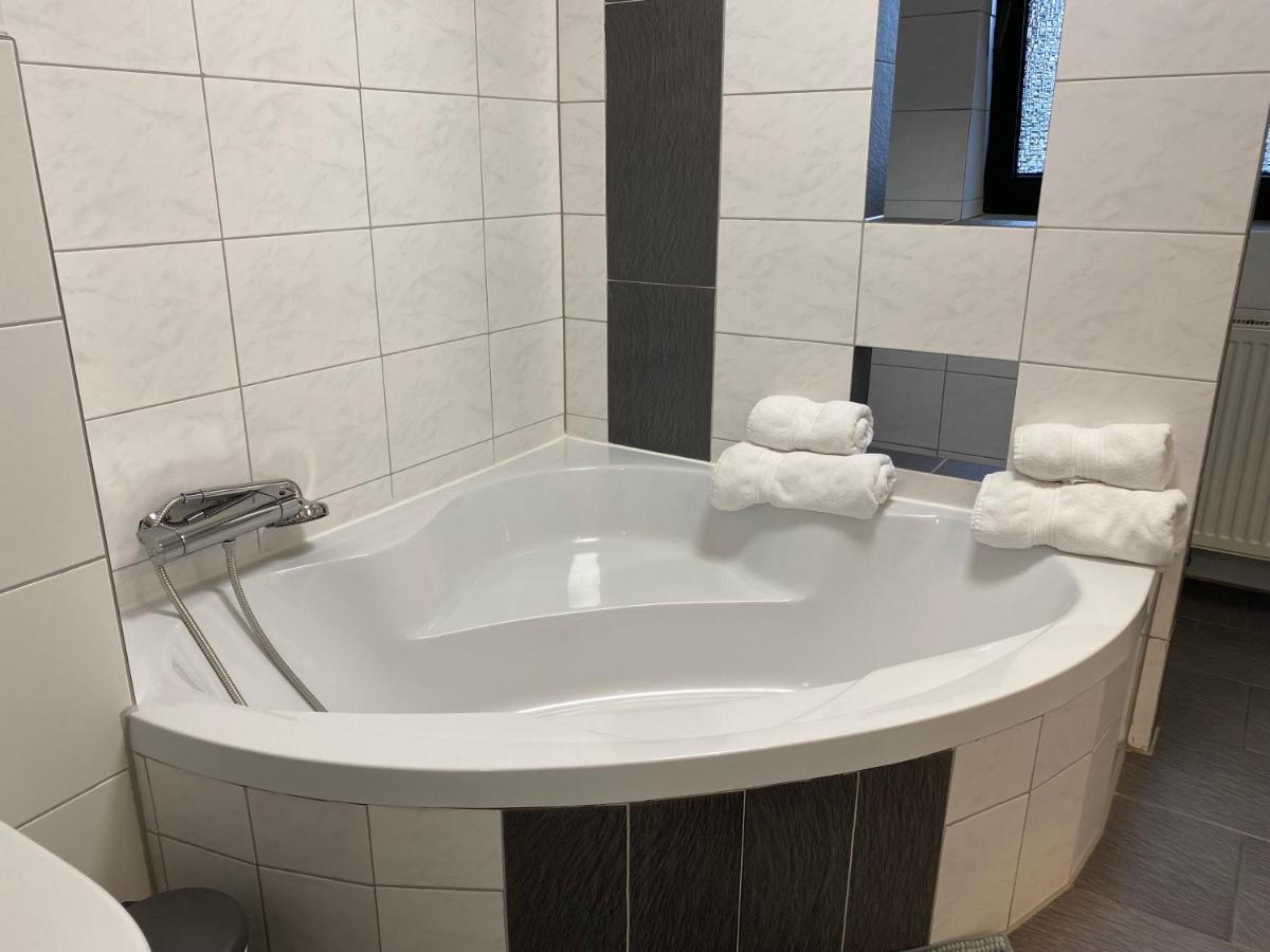 Ferienwohnung Mit Grosser Dachterrasse Bielefeld Exterior foto